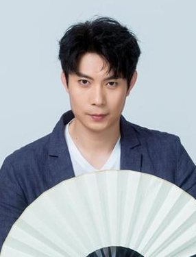 艾伦