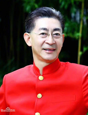 六小龄童