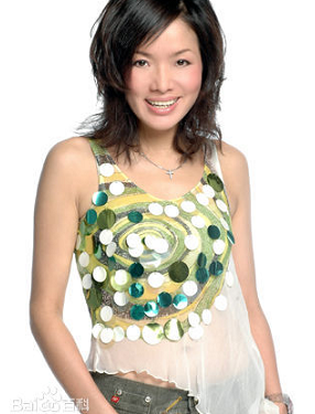 宝佩如