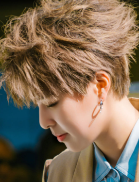 杨芸晴