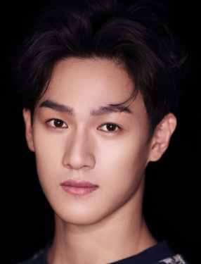 李昀锐
